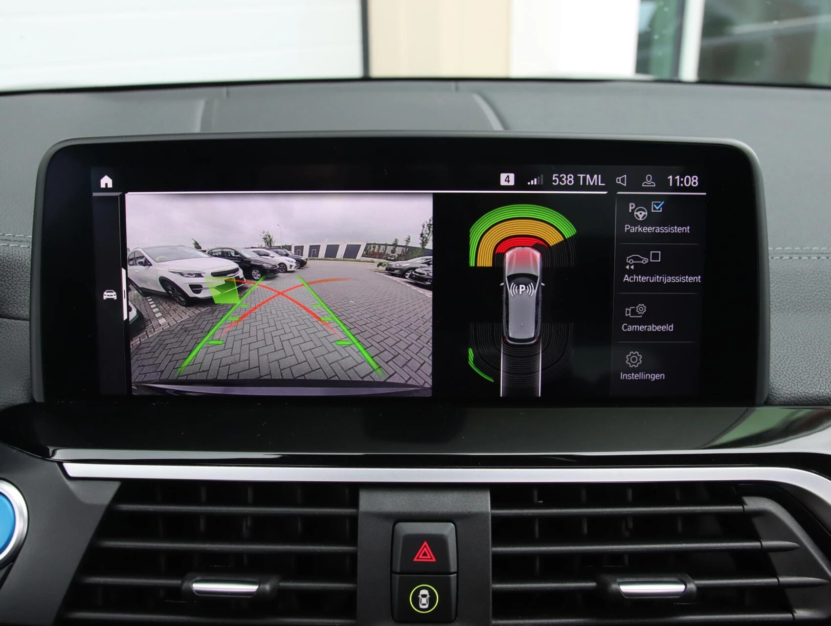 Hoofdafbeelding BMW iX3