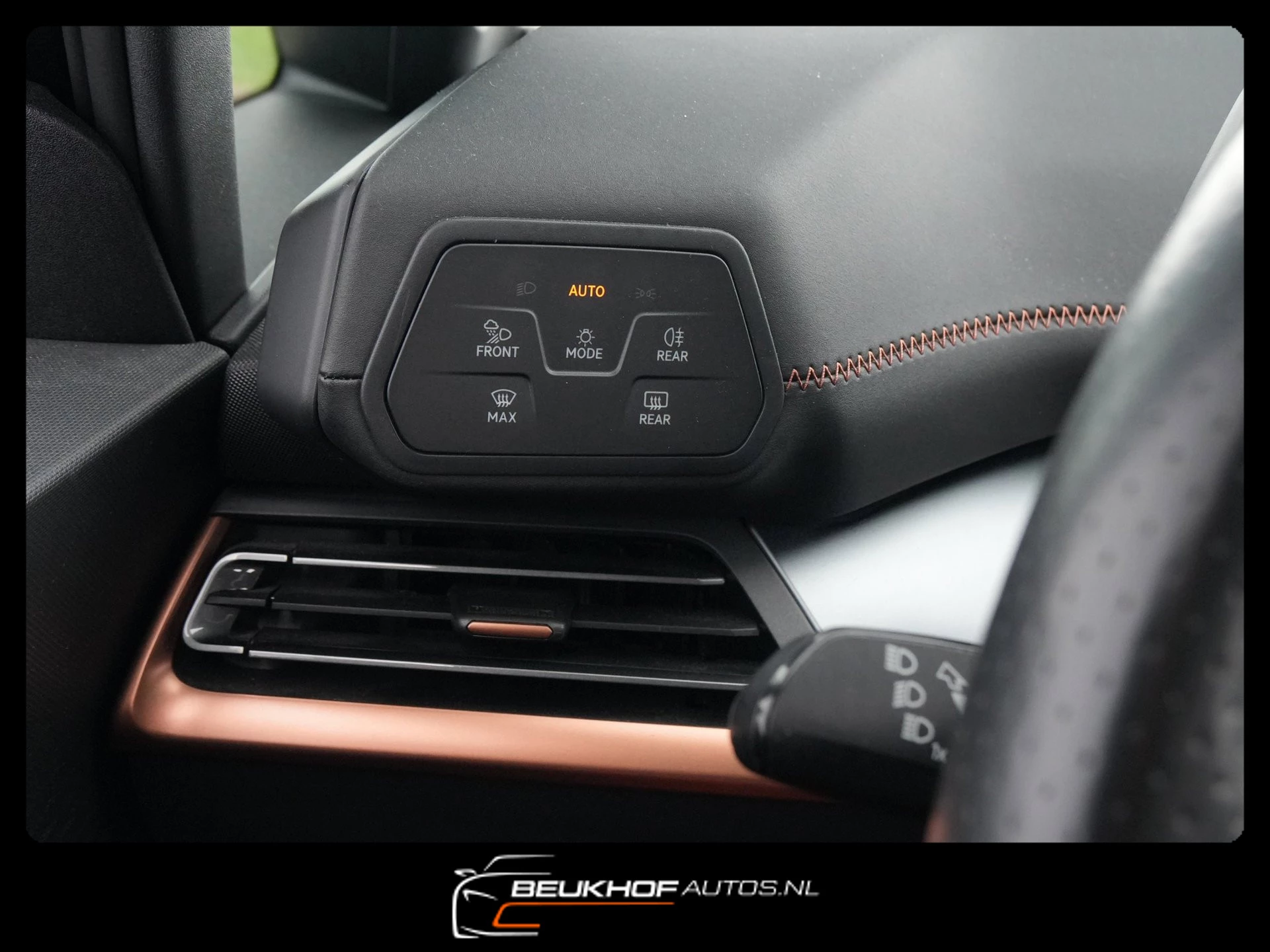 Hoofdafbeelding CUPRA Born