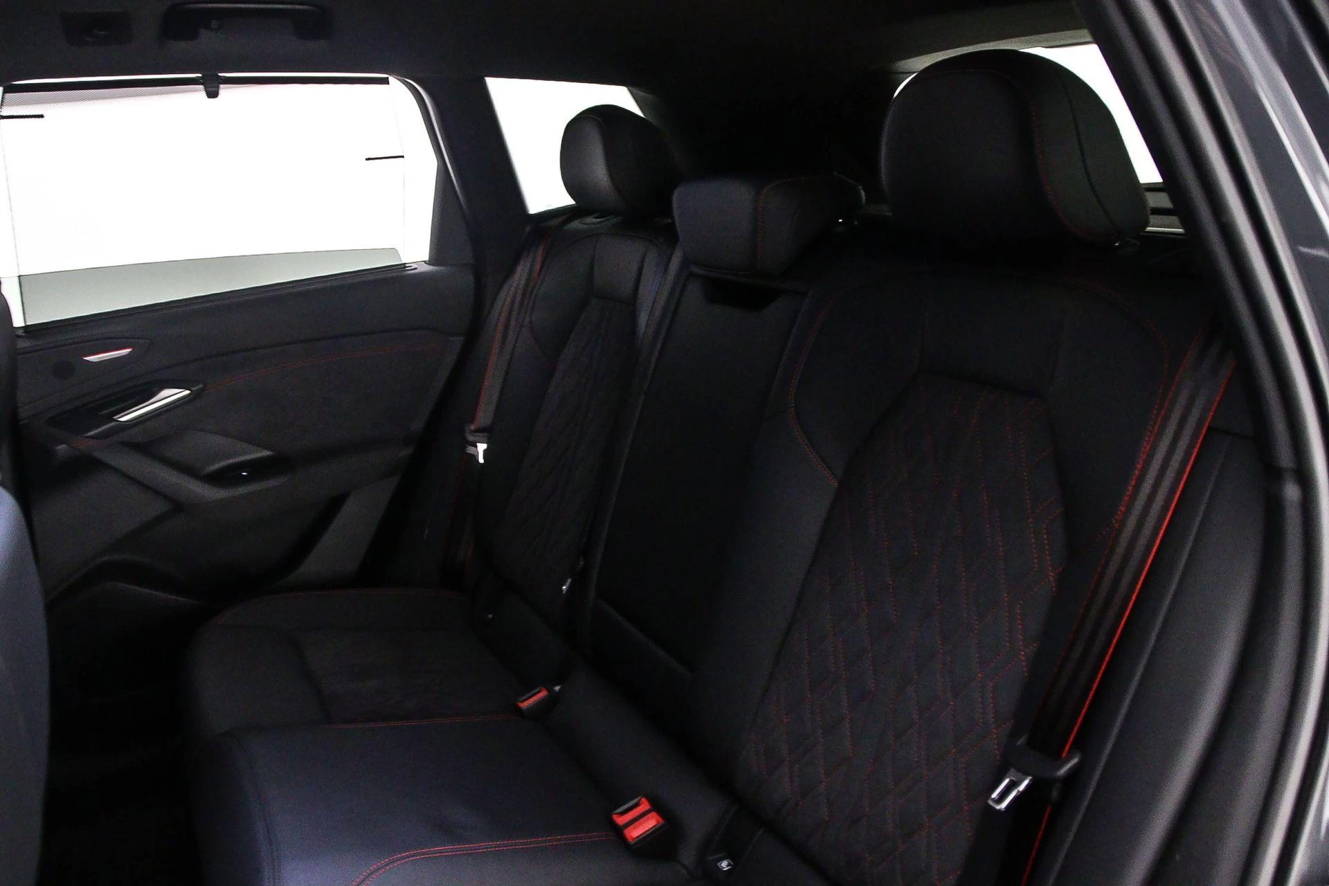 Hoofdafbeelding Audi SQ6 e-tron