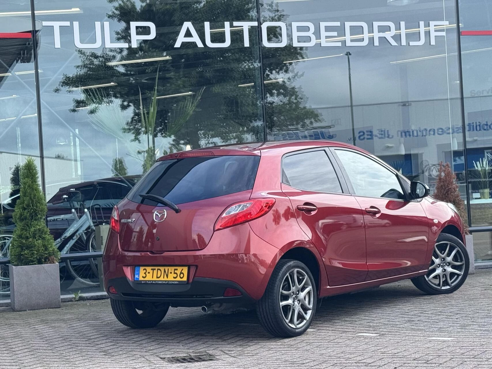 Hoofdafbeelding Mazda 2
