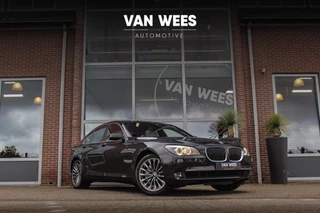 BMW 7-serie 750i ActiveHybrid | NL auto | 2e eigenaar | Soft close | 360 camera | Keyless entry | Head-up | Comfortstoelen | Dakraam | Sportstuur | HiFi audio | Adaptive Xenon