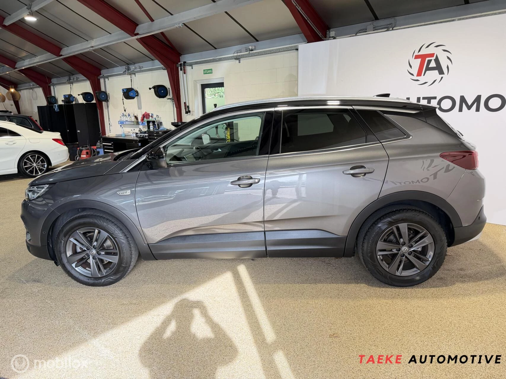 Hoofdafbeelding Opel Grandland X