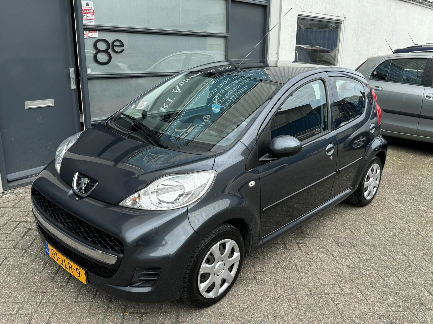 Hoofdafbeelding Peugeot 107