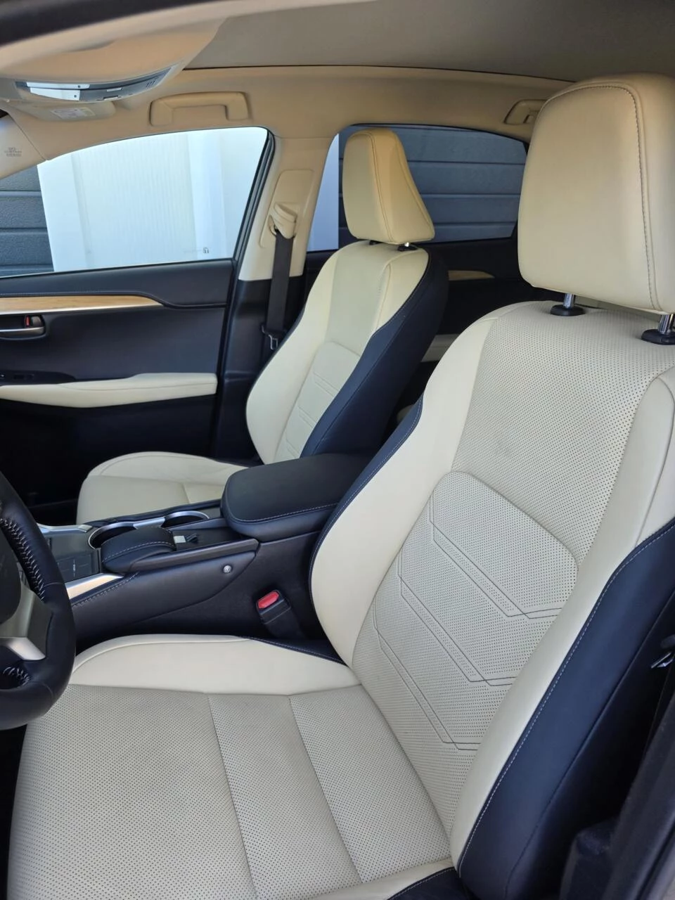 Hoofdafbeelding Lexus NX