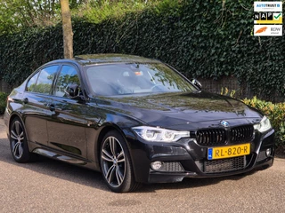BMW 3-serie 330i M Sport Apple Pano CarPlay 360 Camera H&K 100% Dealer onderhouden 19inch M 330i High Executive