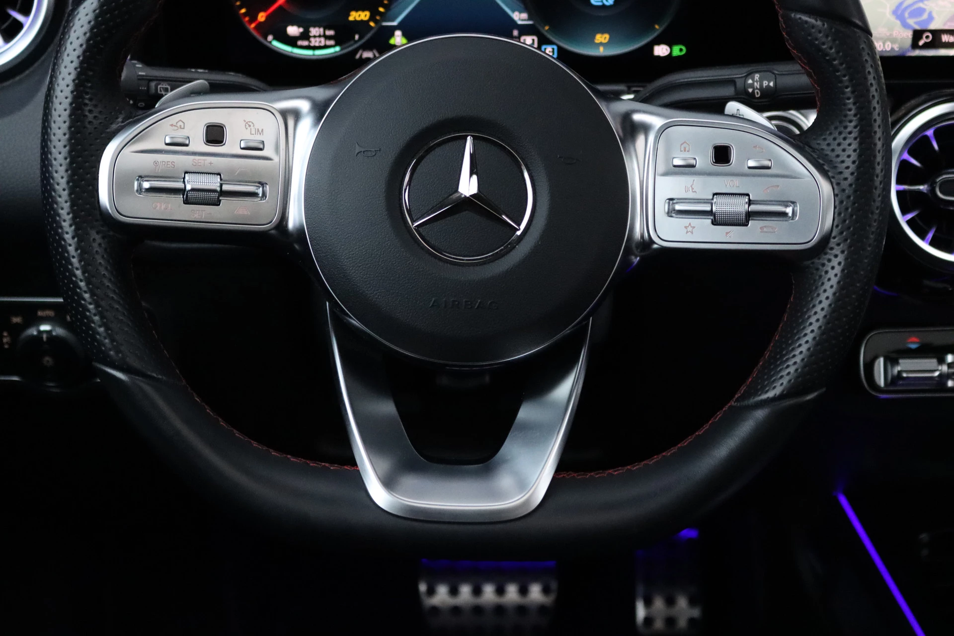 Hoofdafbeelding Mercedes-Benz EQB