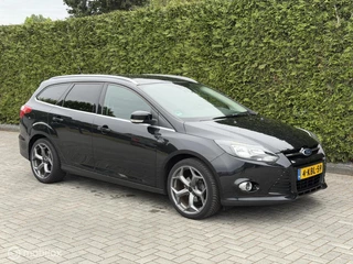 Ford Focus Wagon 1.0 EcoBoost Titanium Trekhaak Navi Cruise