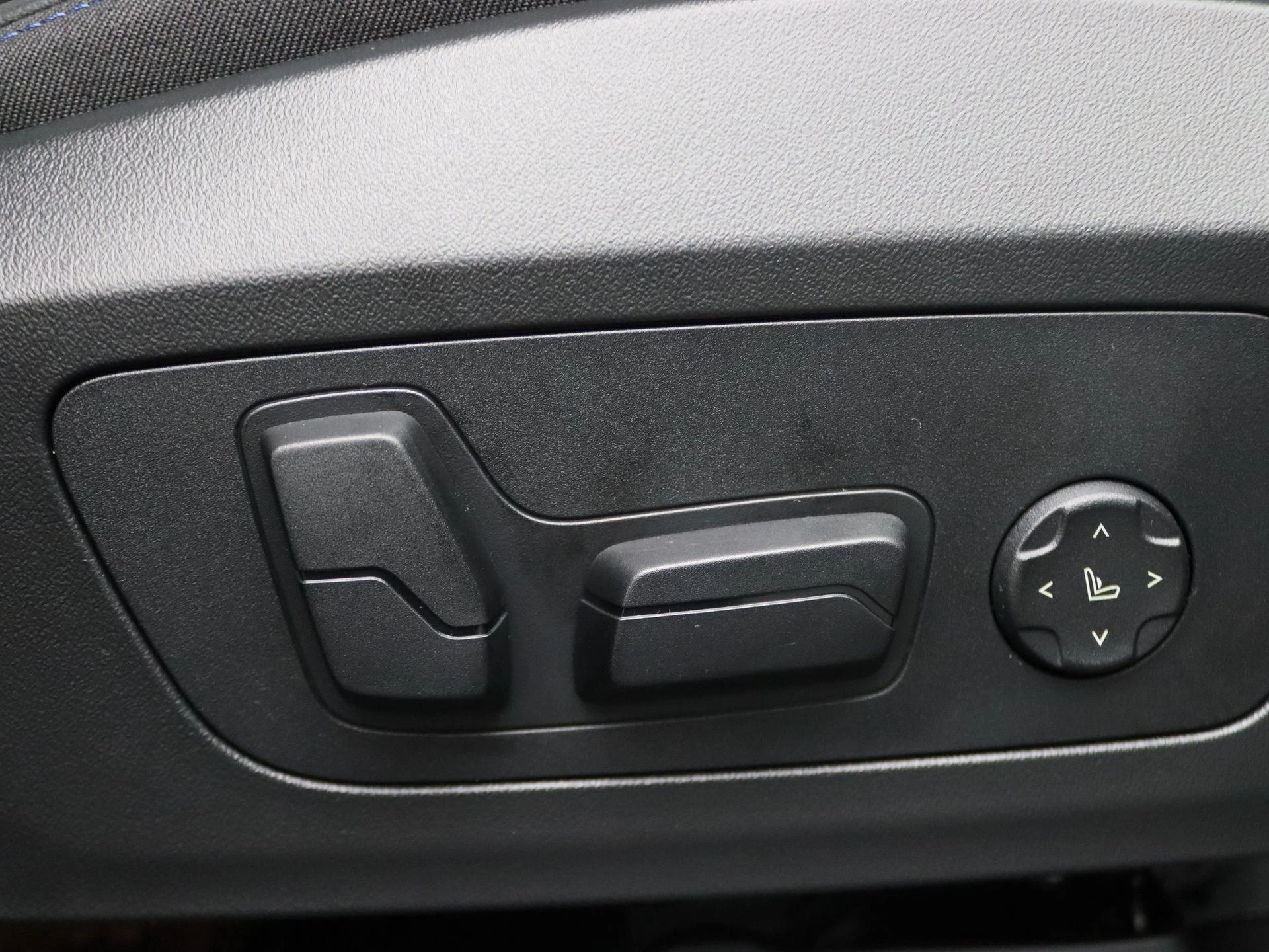 Hoofdafbeelding BMW iX2