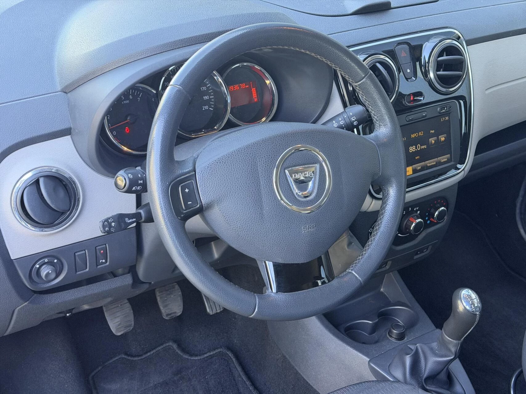 Hoofdafbeelding Dacia Lodgy