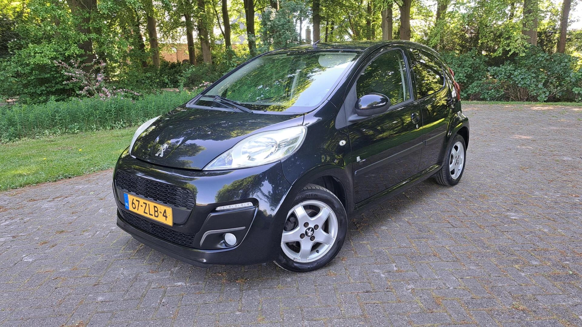 Hoofdafbeelding Peugeot 107