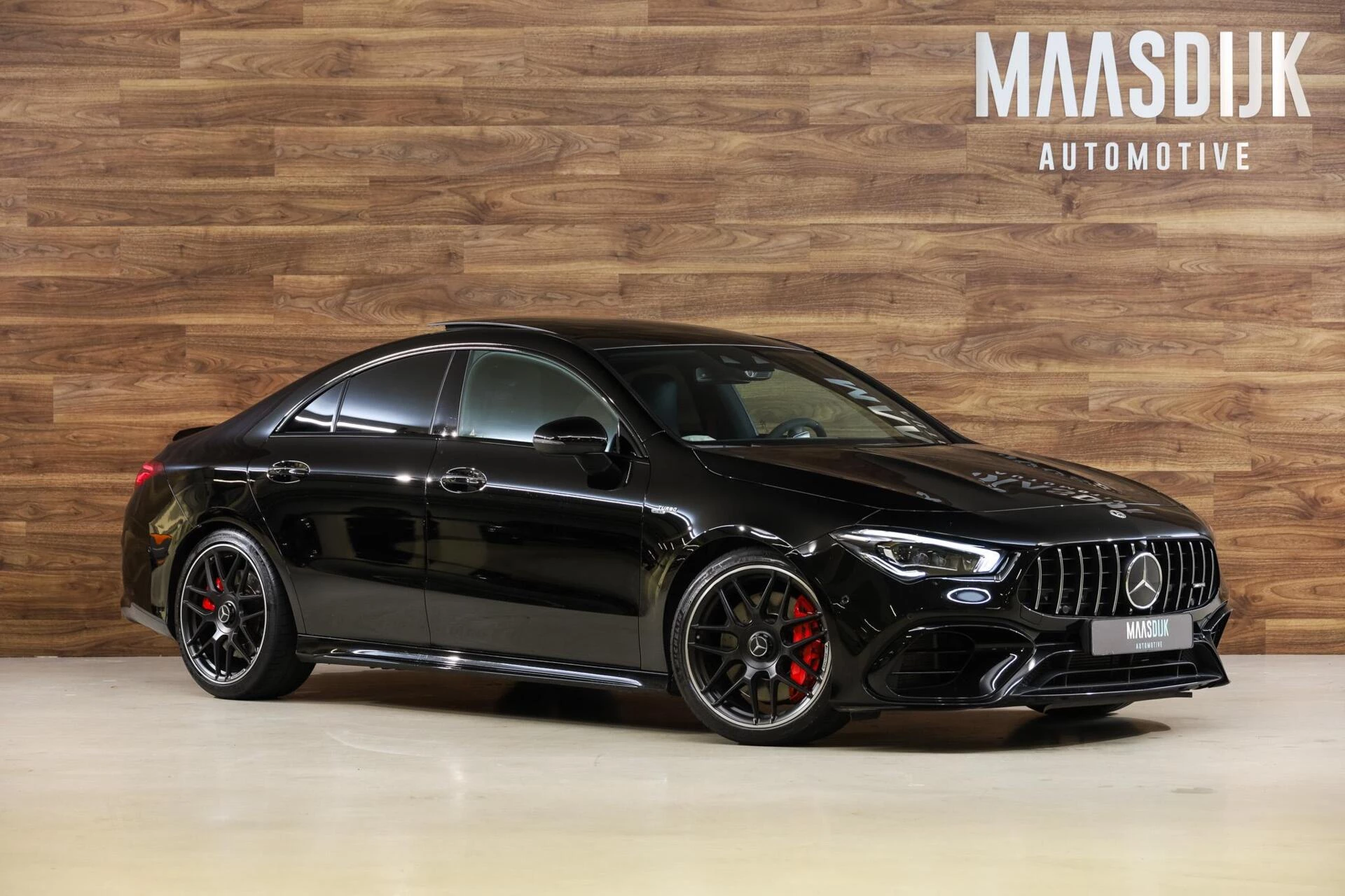 Hoofdafbeelding Mercedes-Benz CLA