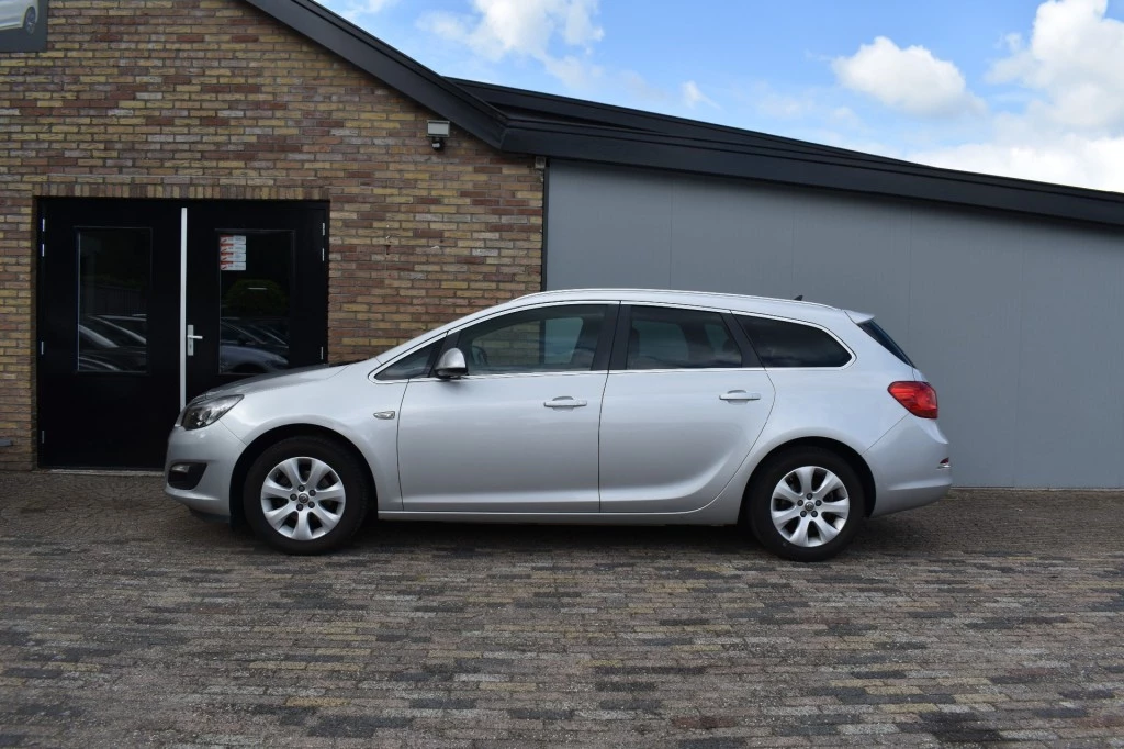 Hoofdafbeelding Opel Astra