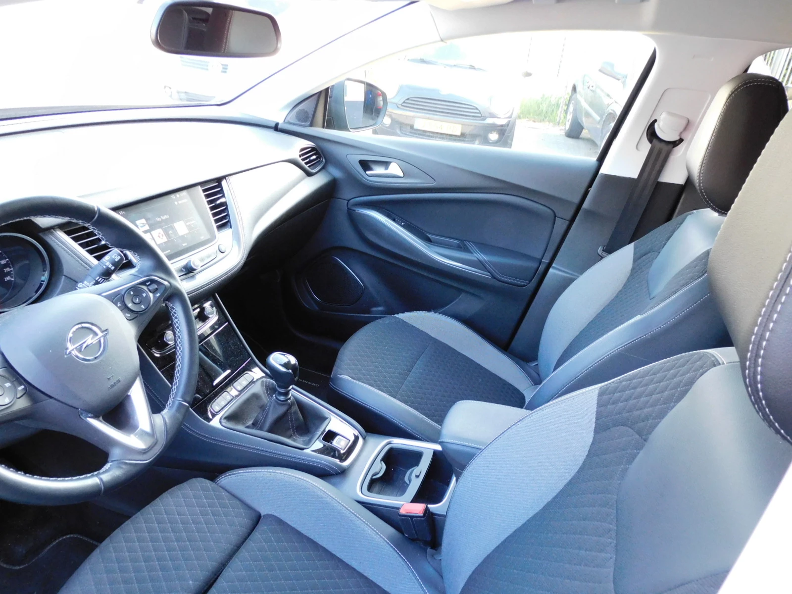 Hoofdafbeelding Opel Grandland X