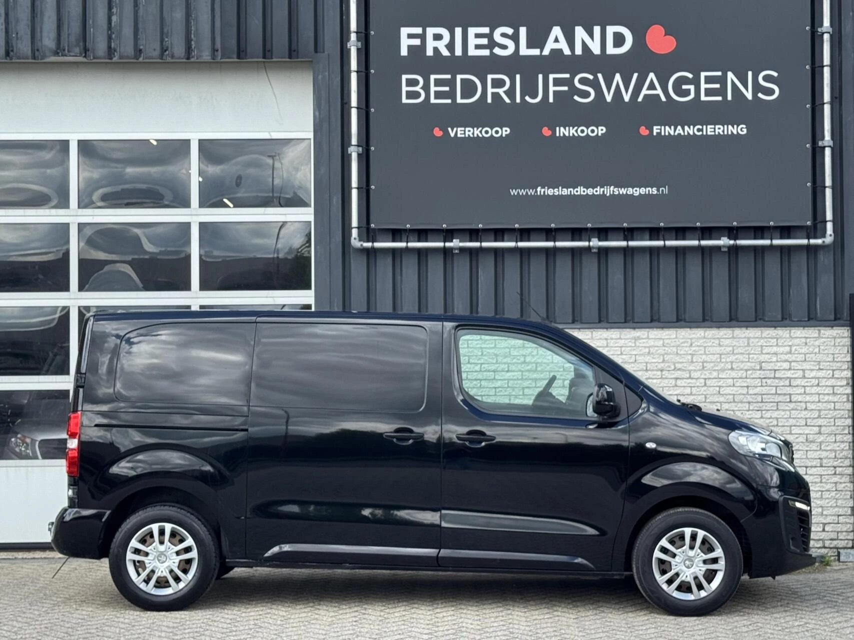 Hoofdafbeelding Peugeot Expert