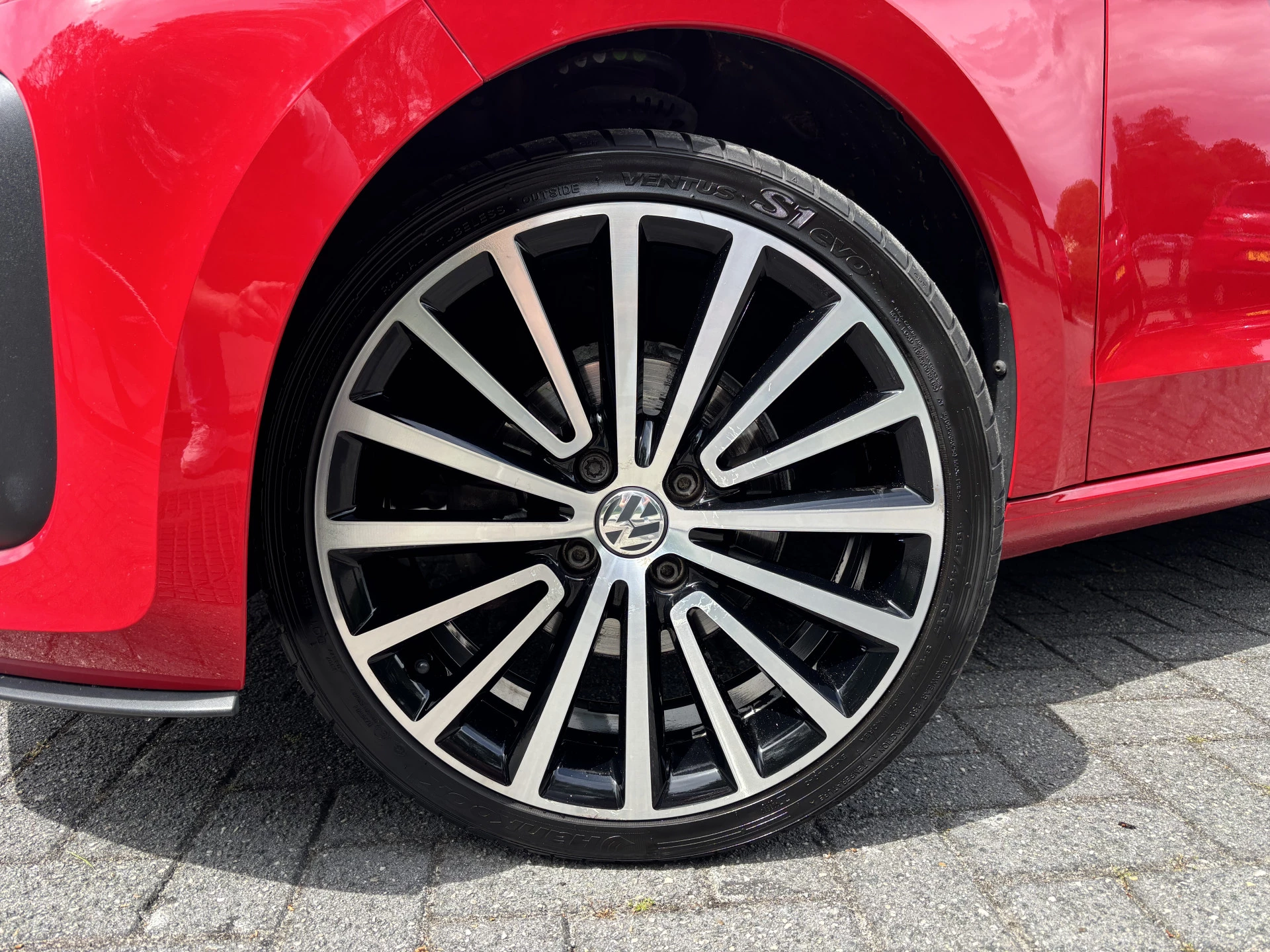Hoofdafbeelding Volkswagen up!