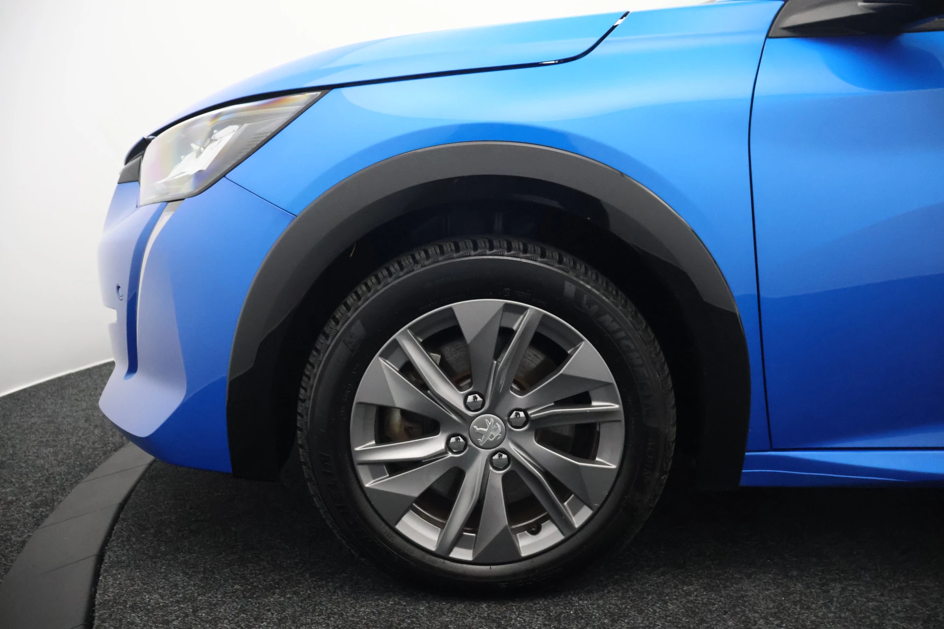 Hoofdafbeelding Peugeot e-208