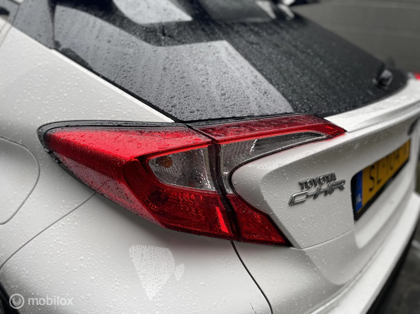 Hoofdafbeelding Toyota C-HR