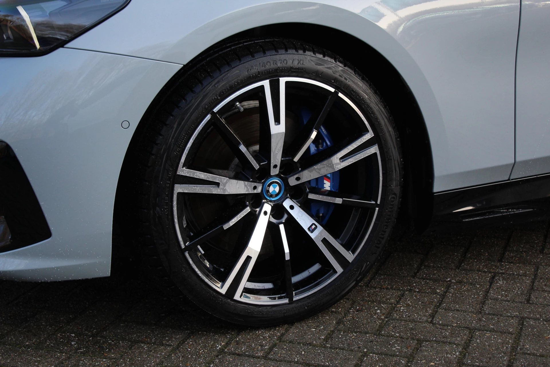 Hoofdafbeelding BMW i5