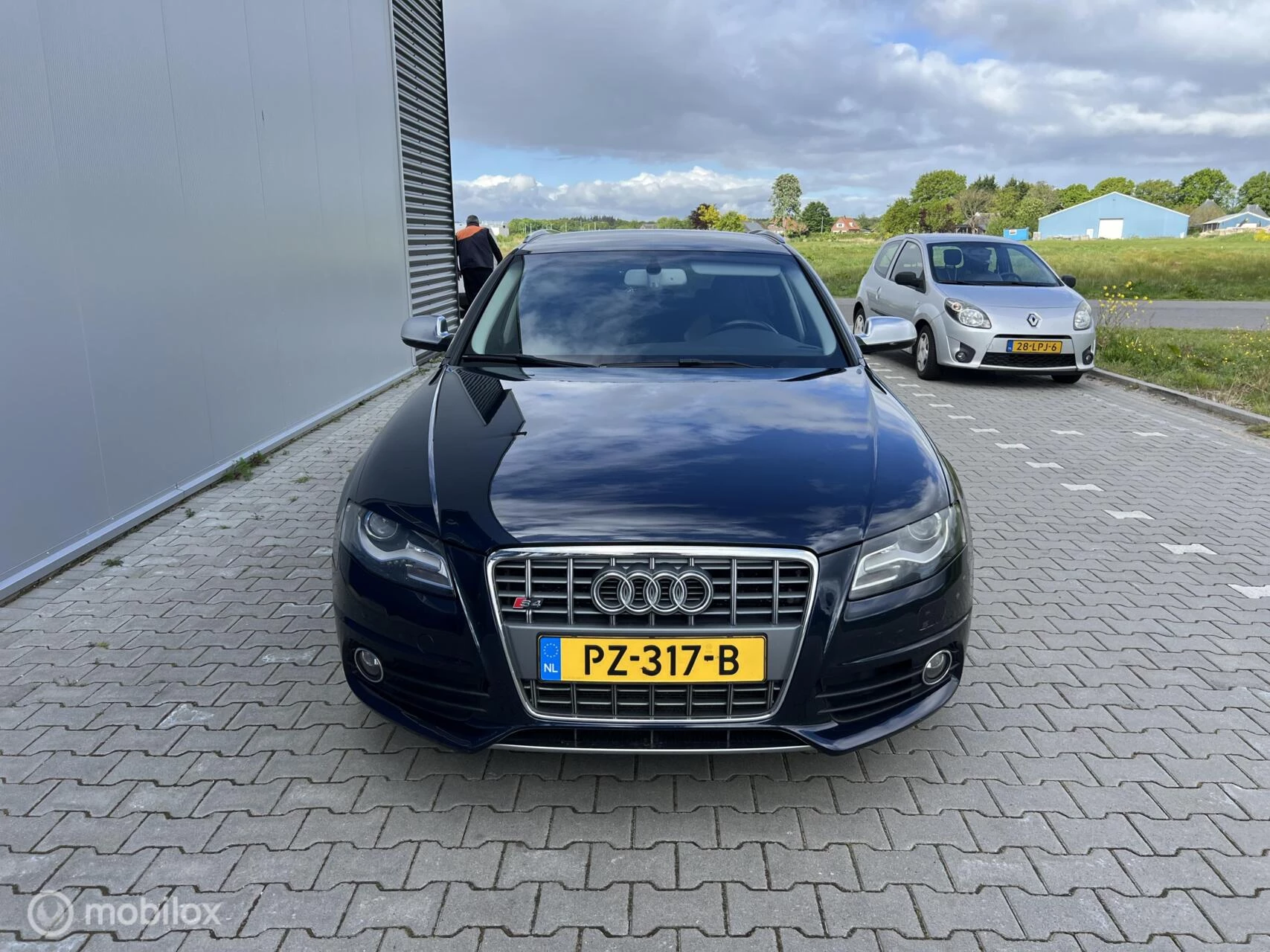 Hoofdafbeelding Audi S4