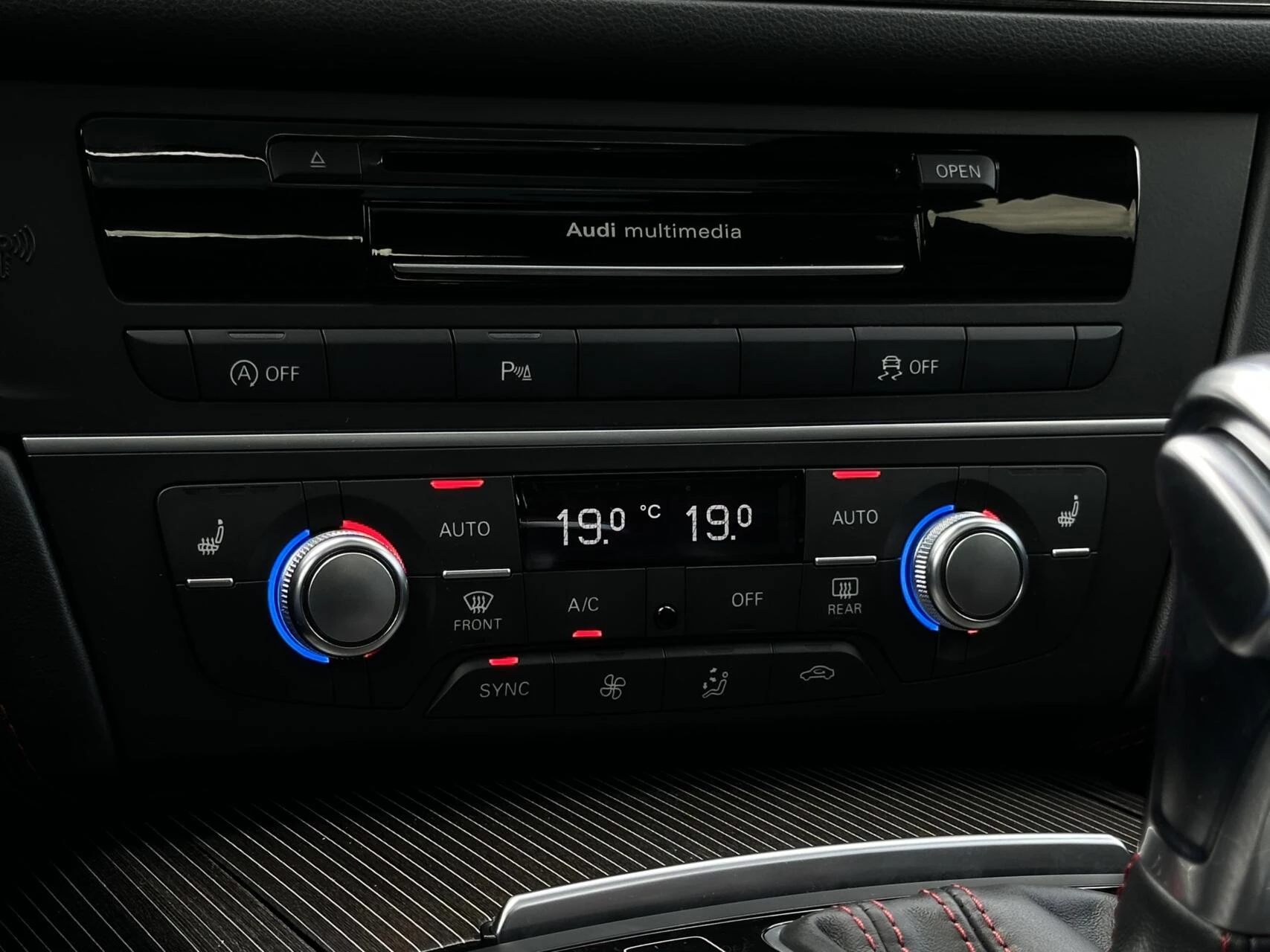 Hoofdafbeelding Audi S6