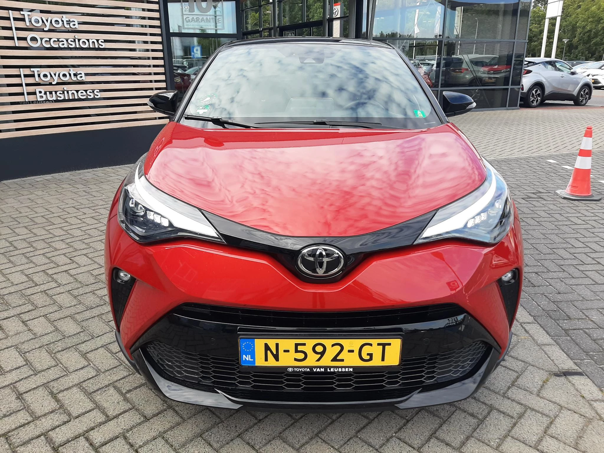 Hoofdafbeelding Toyota C-HR
