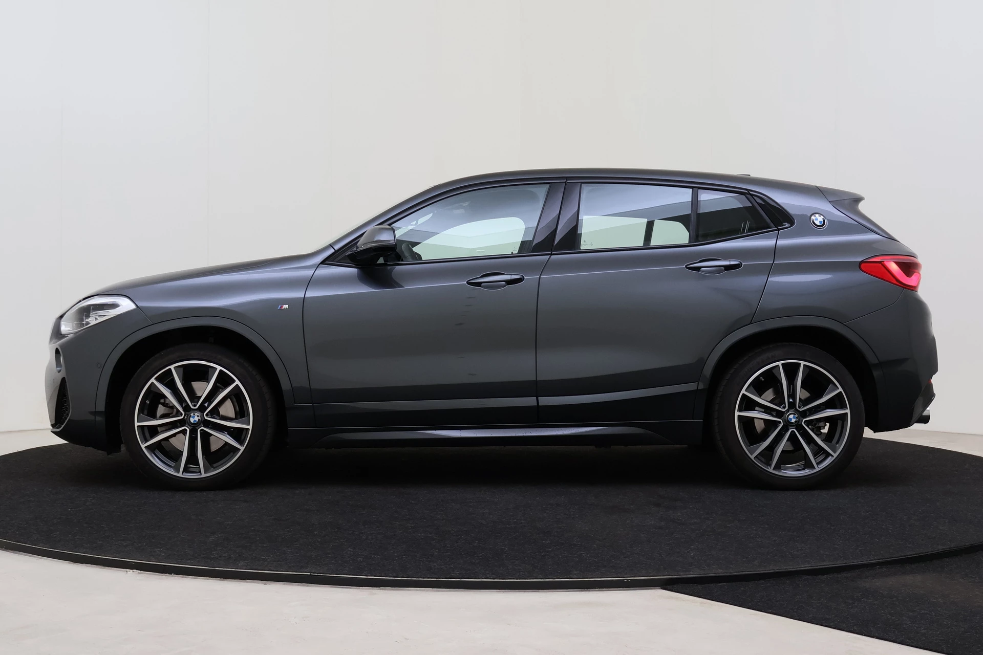 Hoofdafbeelding BMW X2