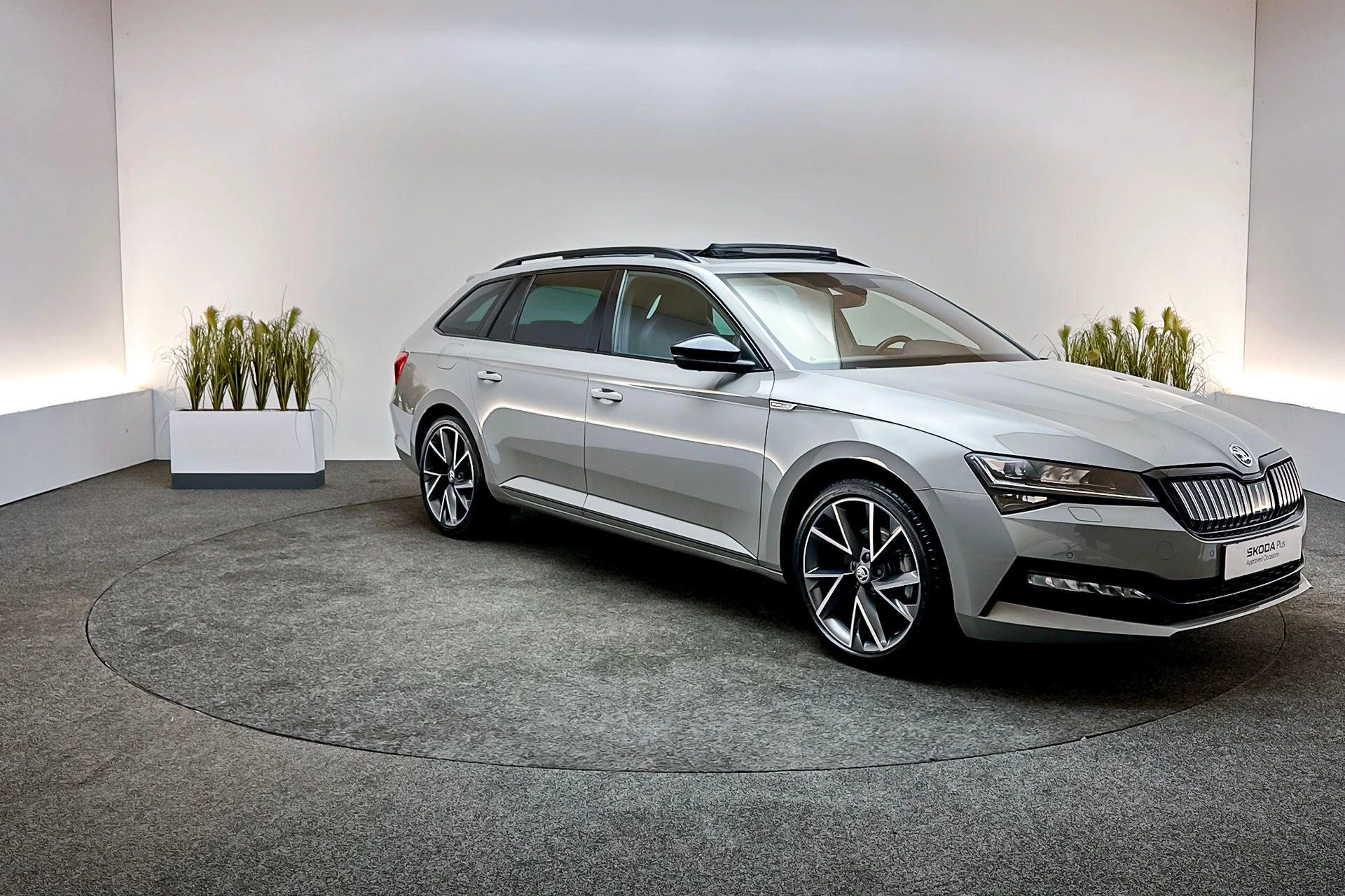 Hoofdafbeelding Škoda Superb