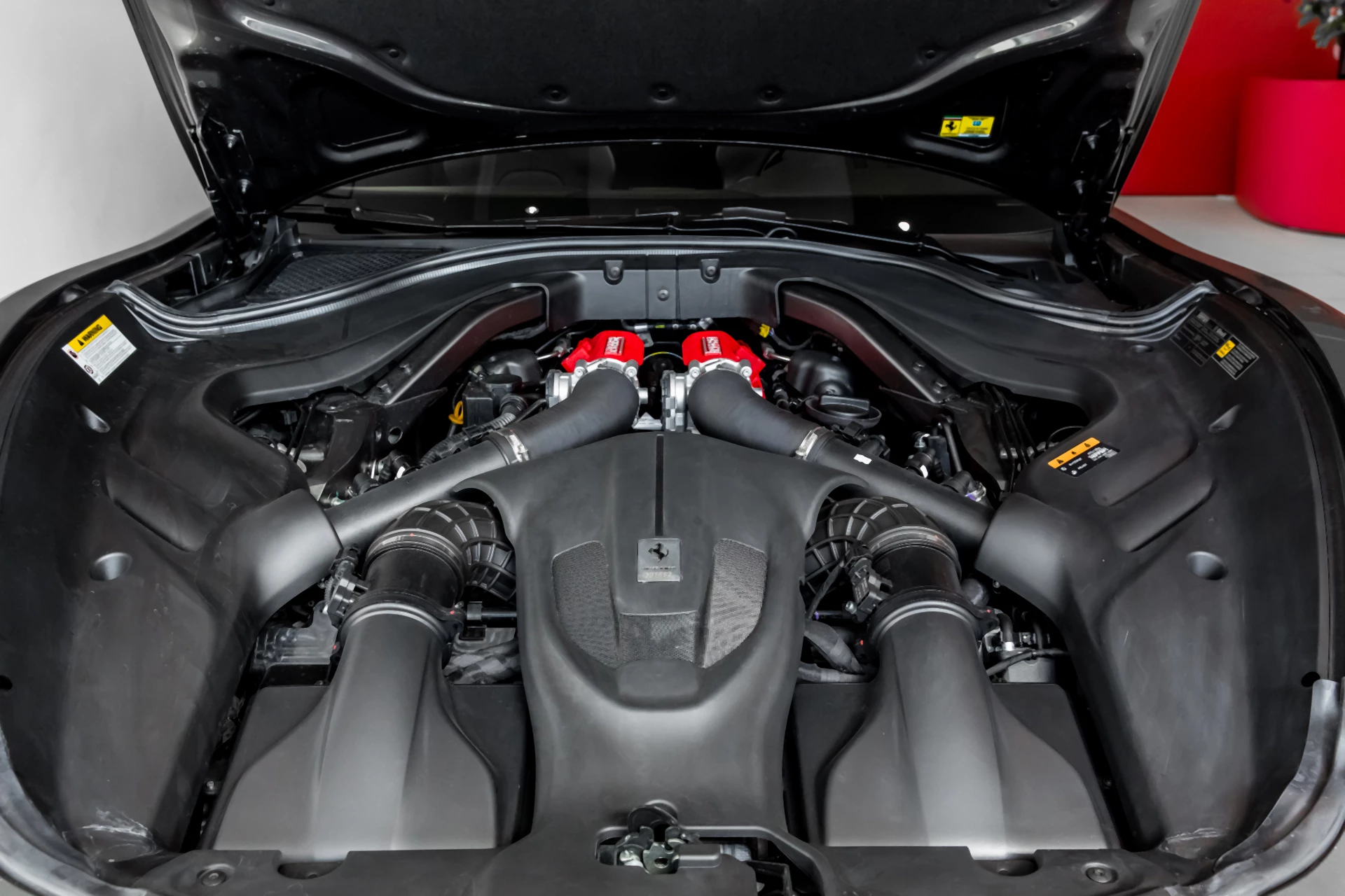 Hoofdafbeelding Ferrari Roma
