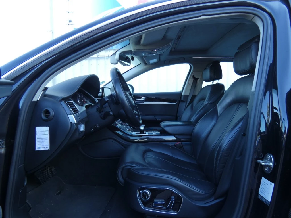 Hoofdafbeelding Audi A8