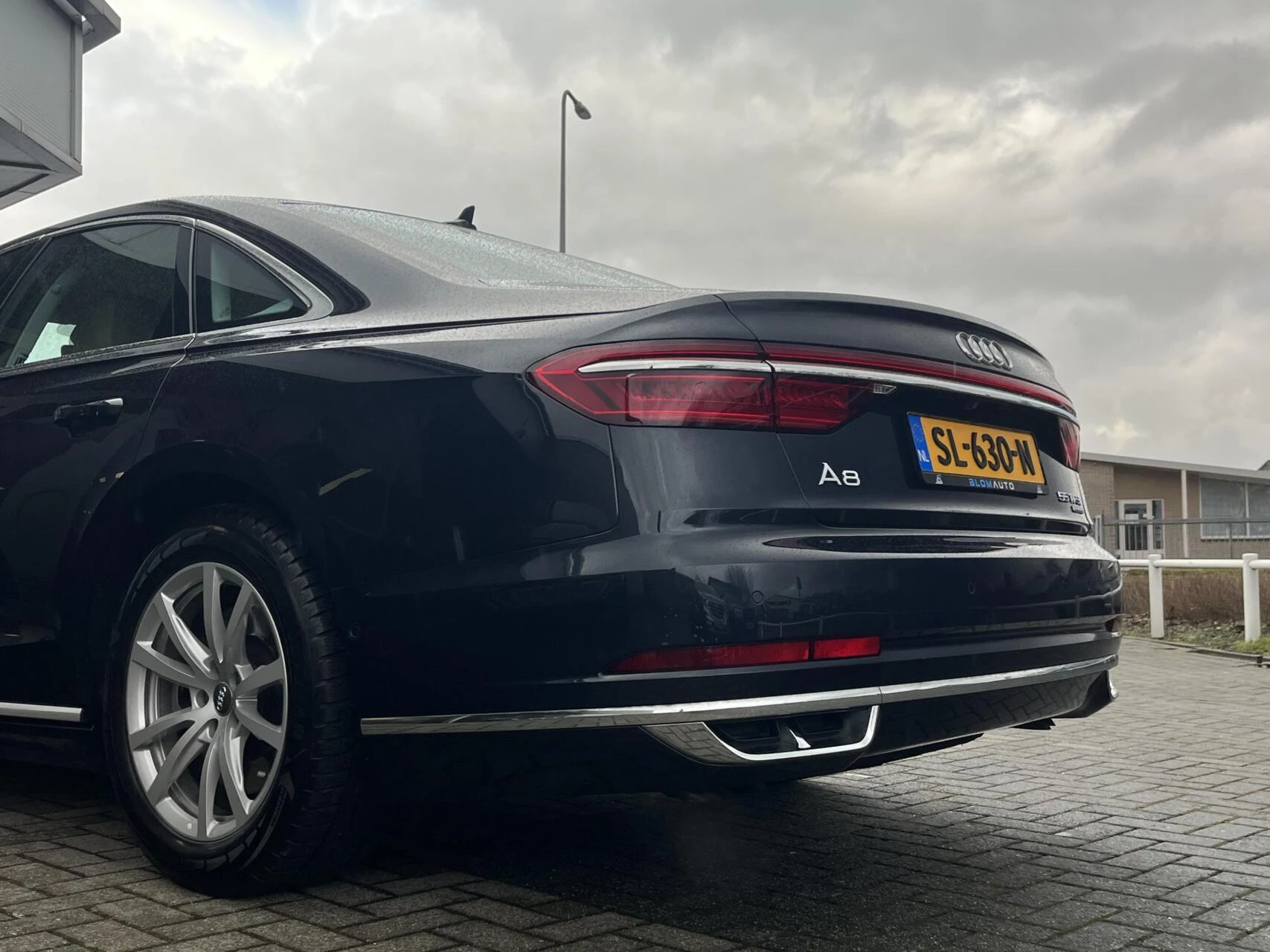 Hoofdafbeelding Audi A8