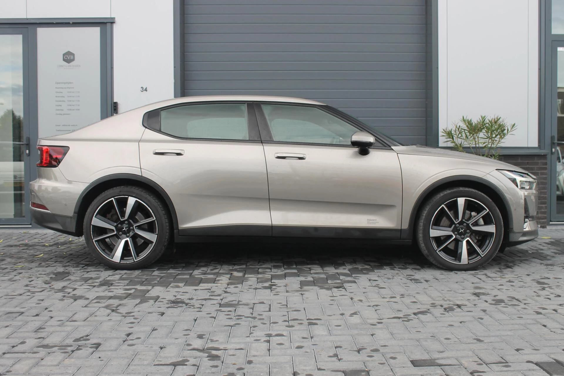 Hoofdafbeelding Polestar 2