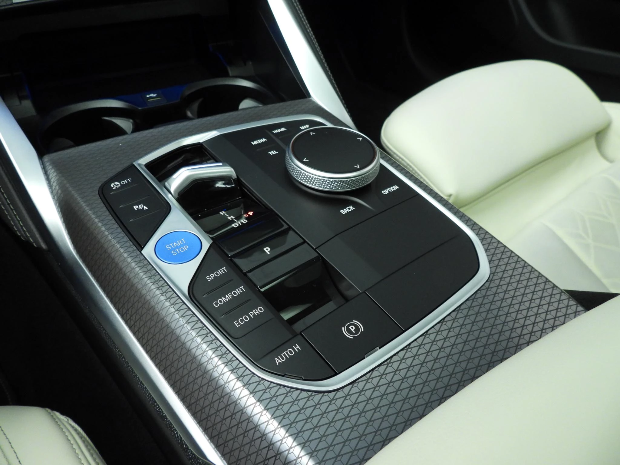 Hoofdafbeelding BMW i4