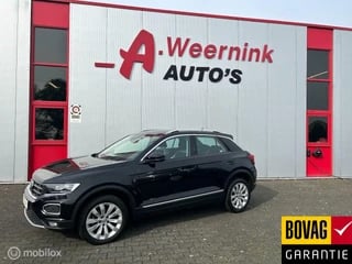 Volkswagen T-Roc 1.5 TSI Sport Business Carplay elec a. klep.