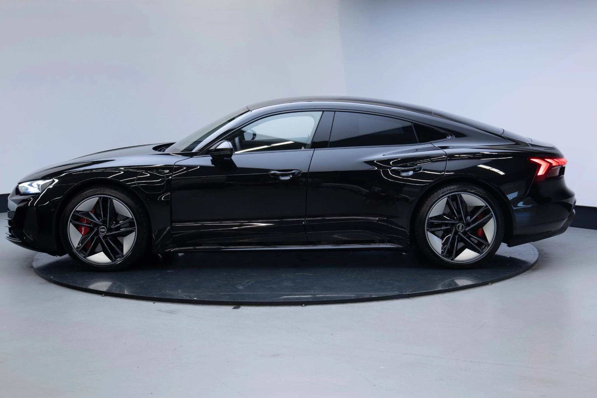 Hoofdafbeelding Audi e-tron GT