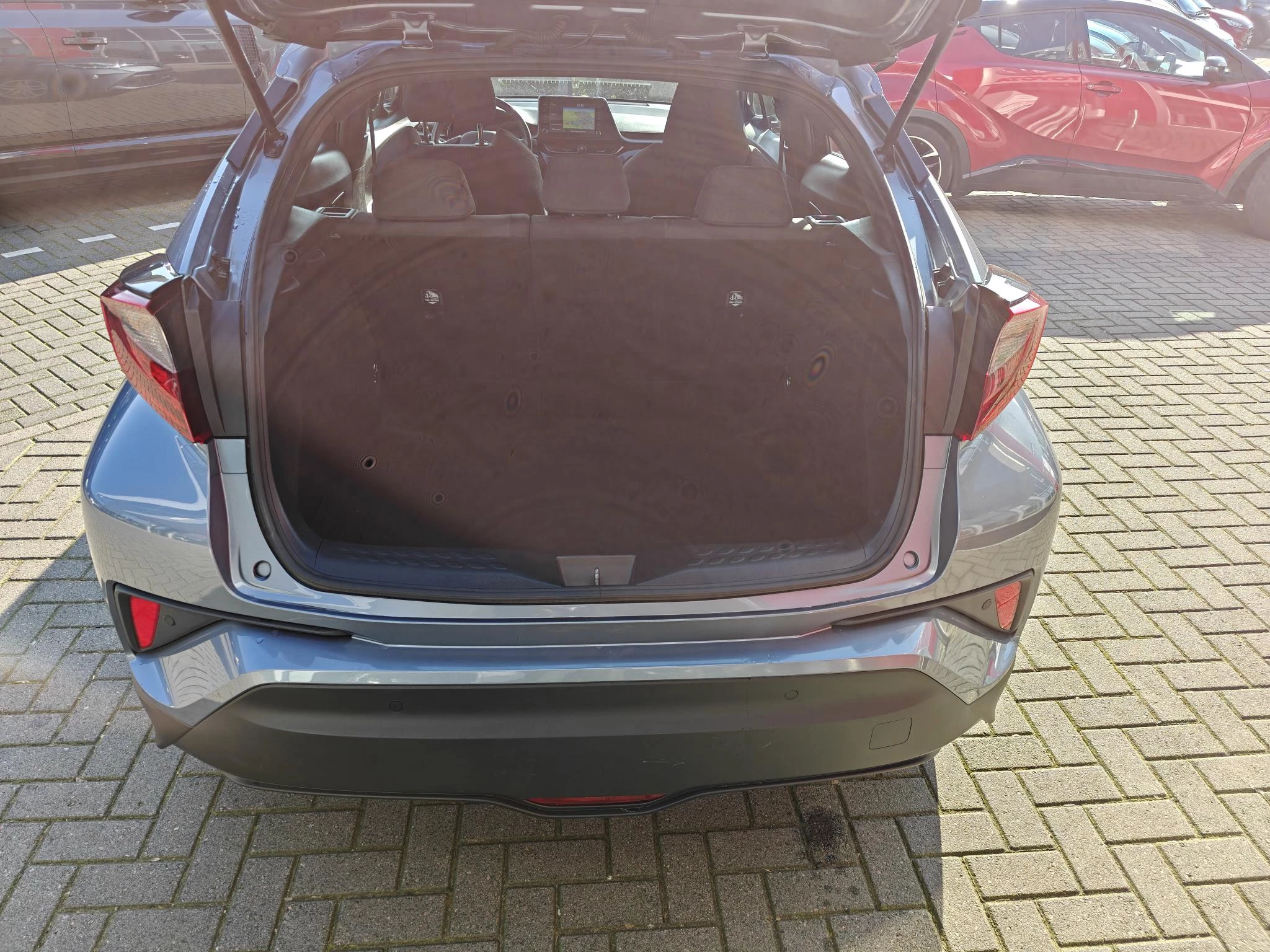 Hoofdafbeelding Toyota C-HR