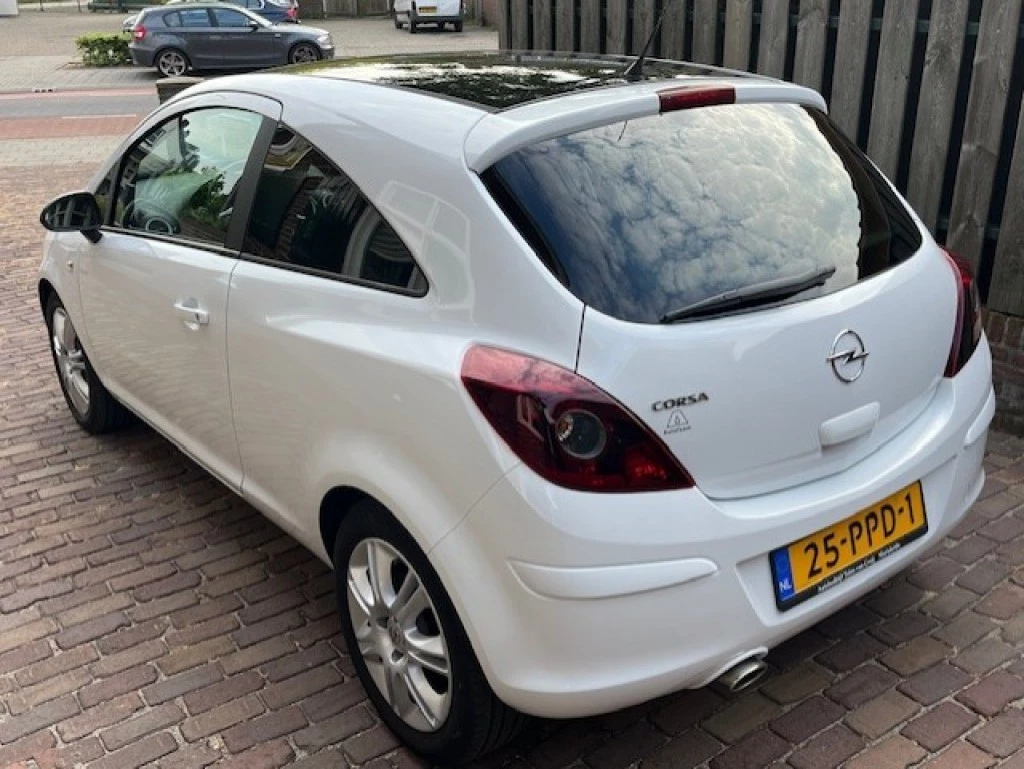 Hoofdafbeelding Opel Corsa