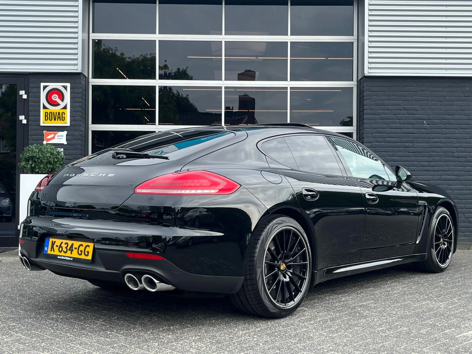 Hoofdafbeelding Porsche Panamera