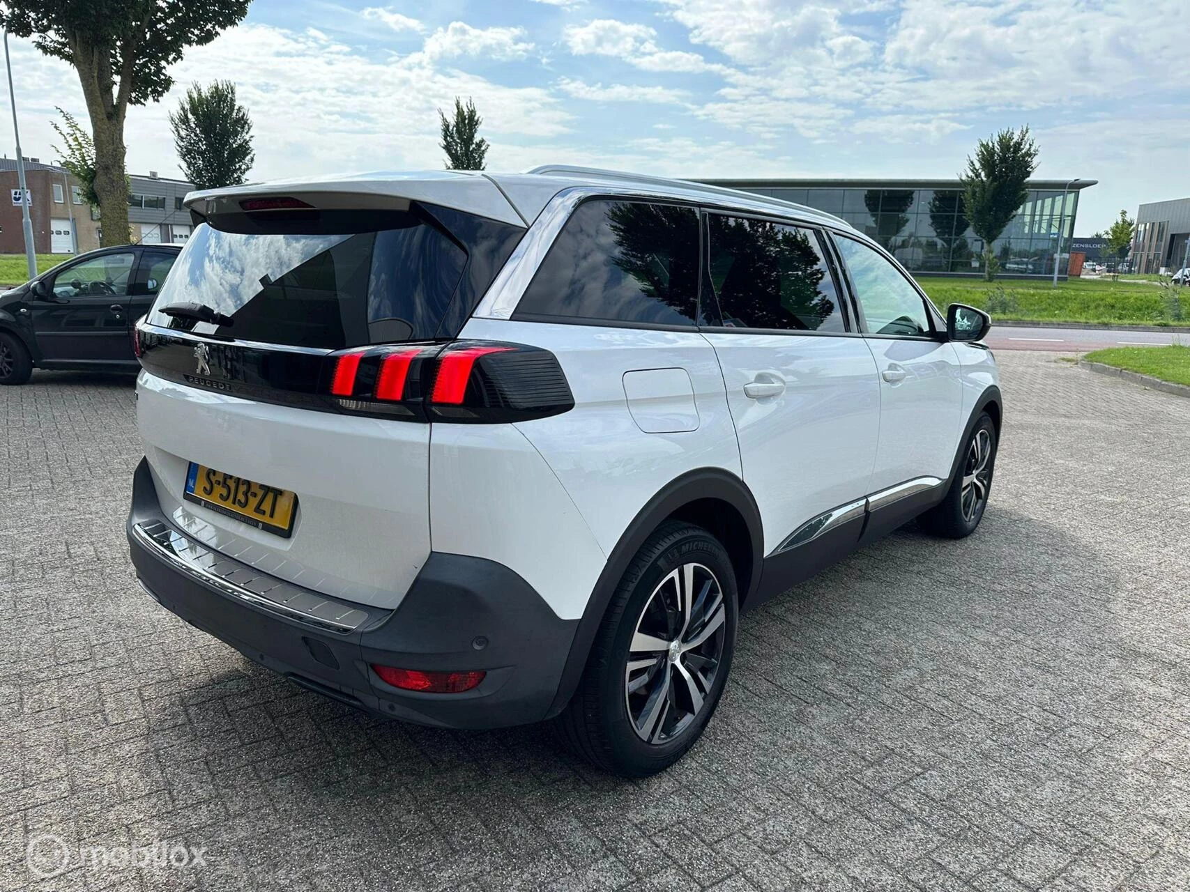 Hoofdafbeelding Peugeot 5008