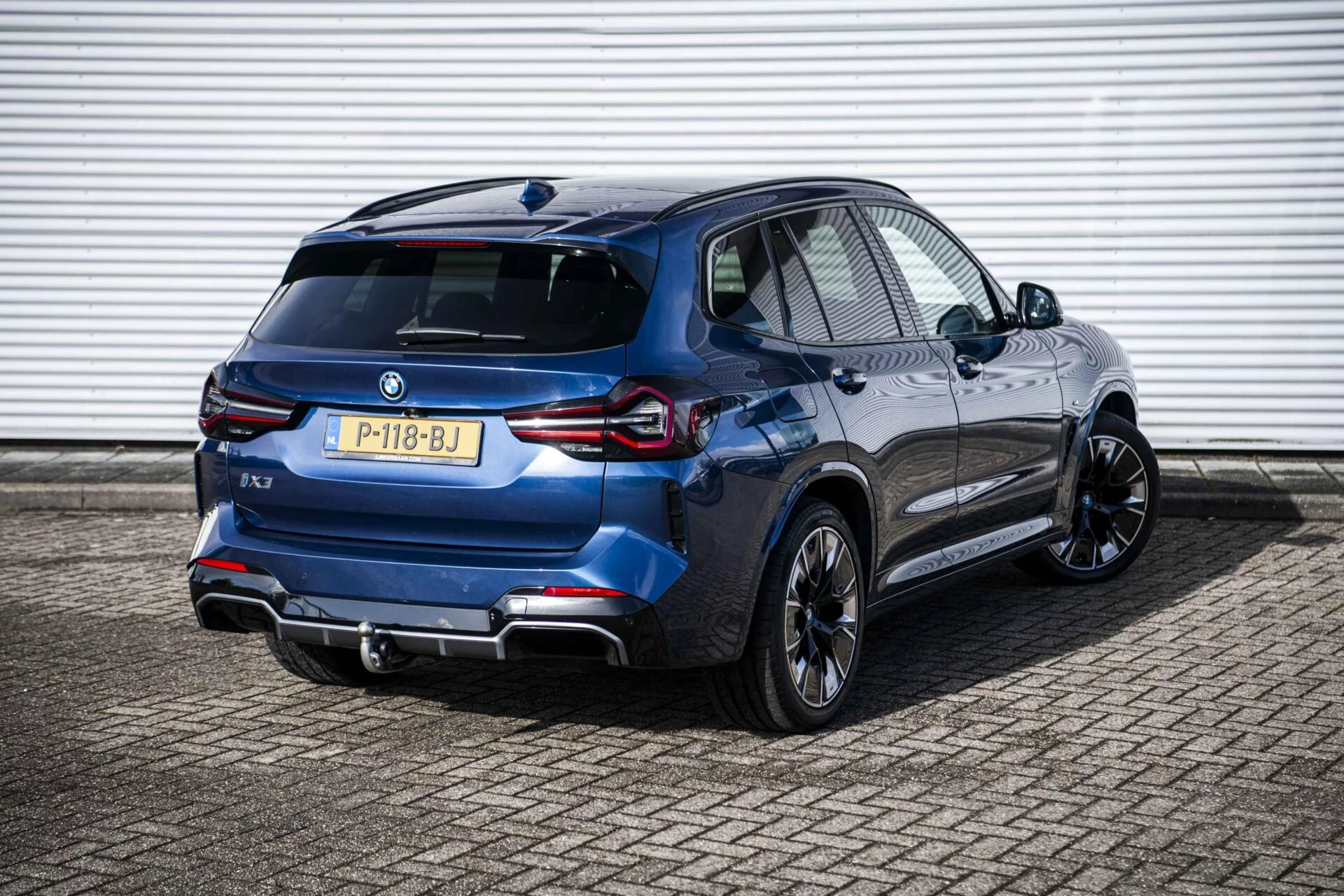Hoofdafbeelding BMW iX3
