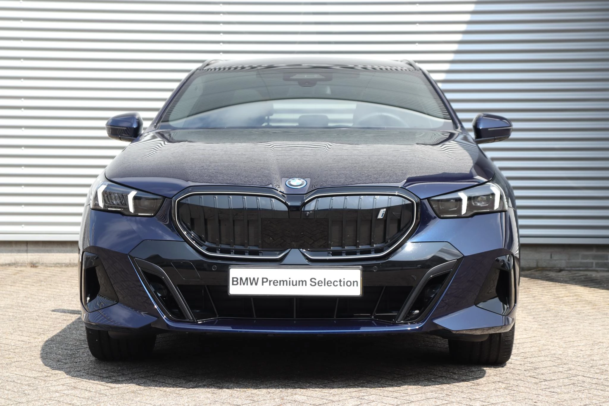 Hoofdafbeelding BMW i5