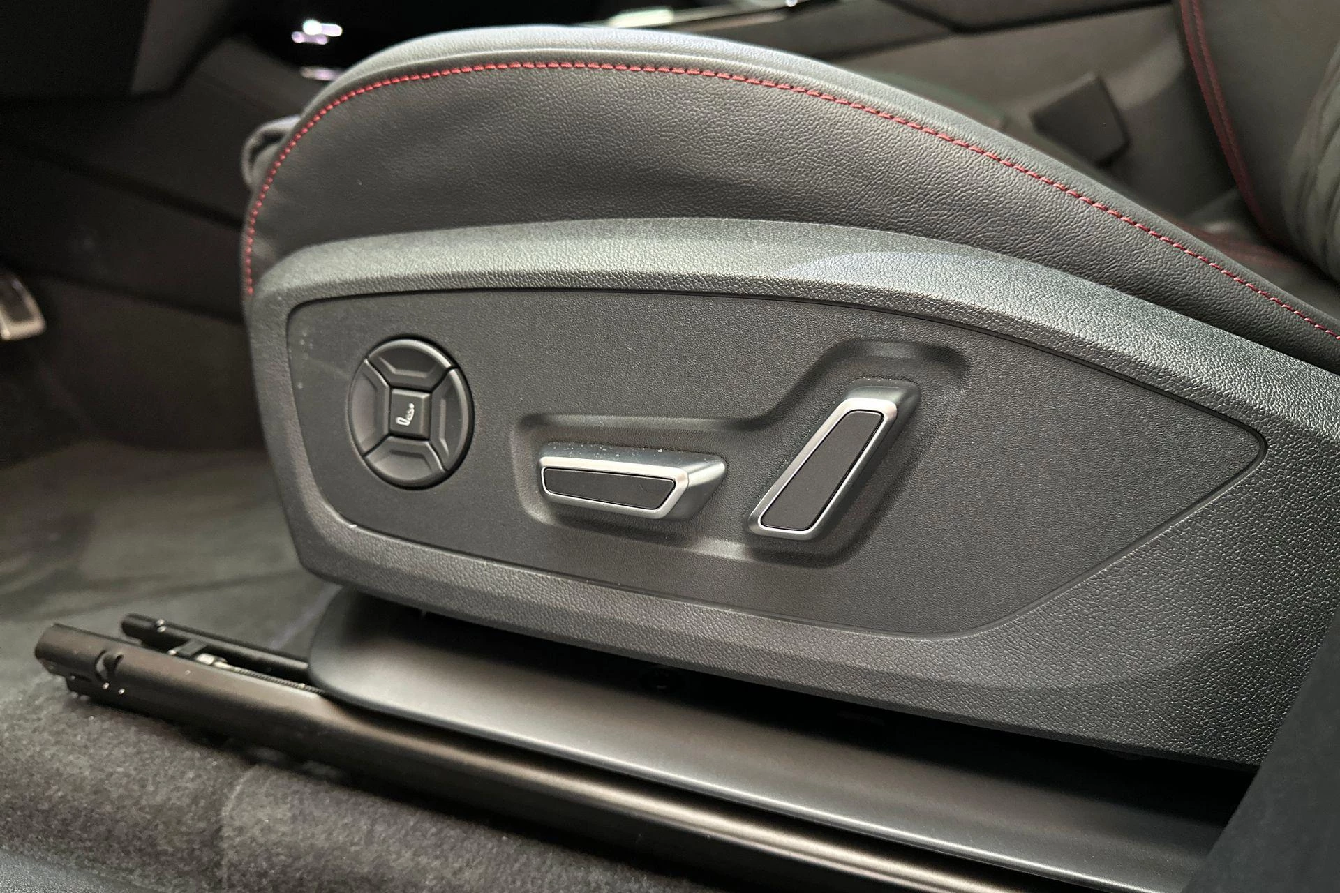 Hoofdafbeelding Audi Q6 e-tron