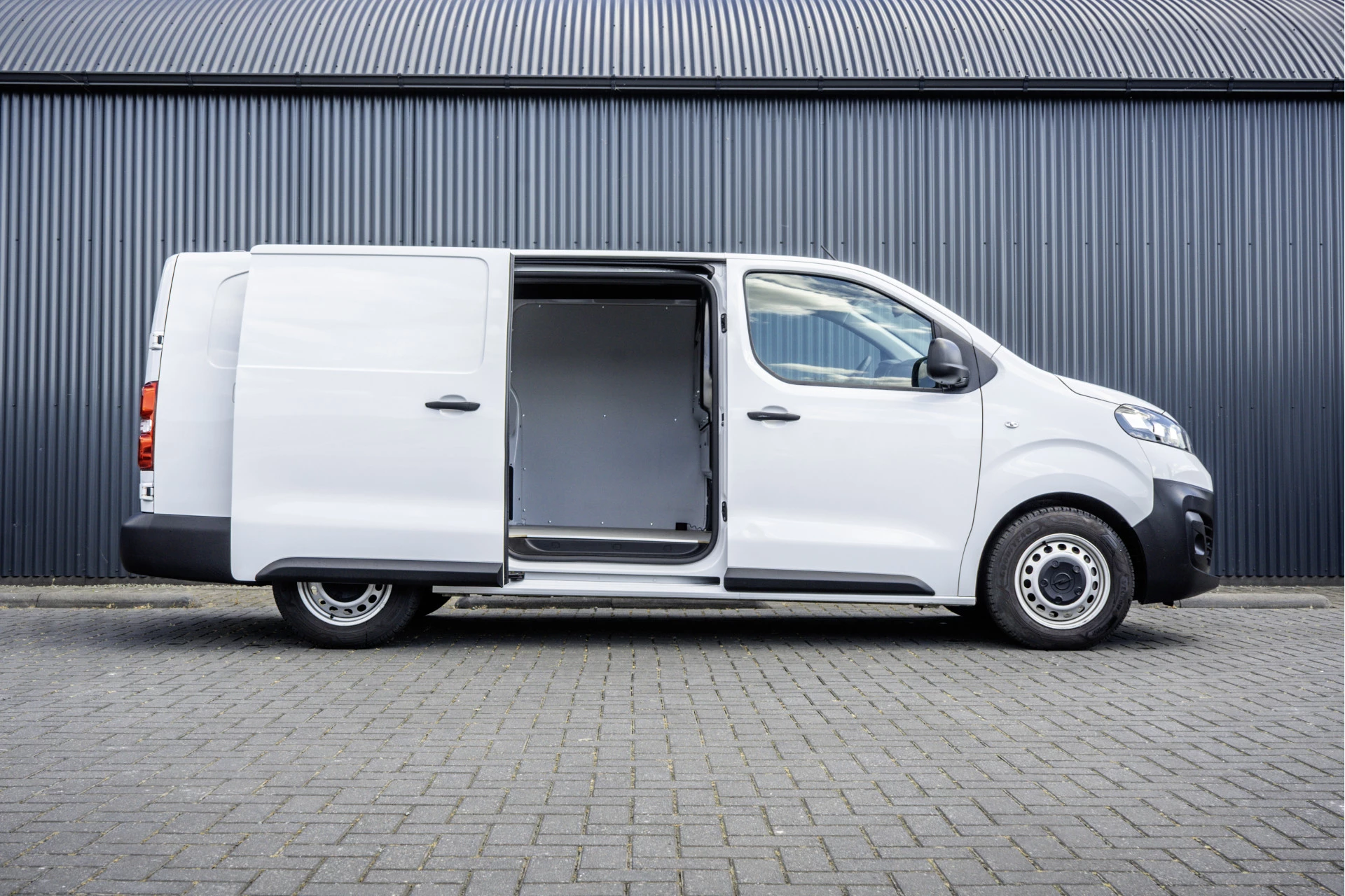 Hoofdafbeelding Opel Vivaro-e
