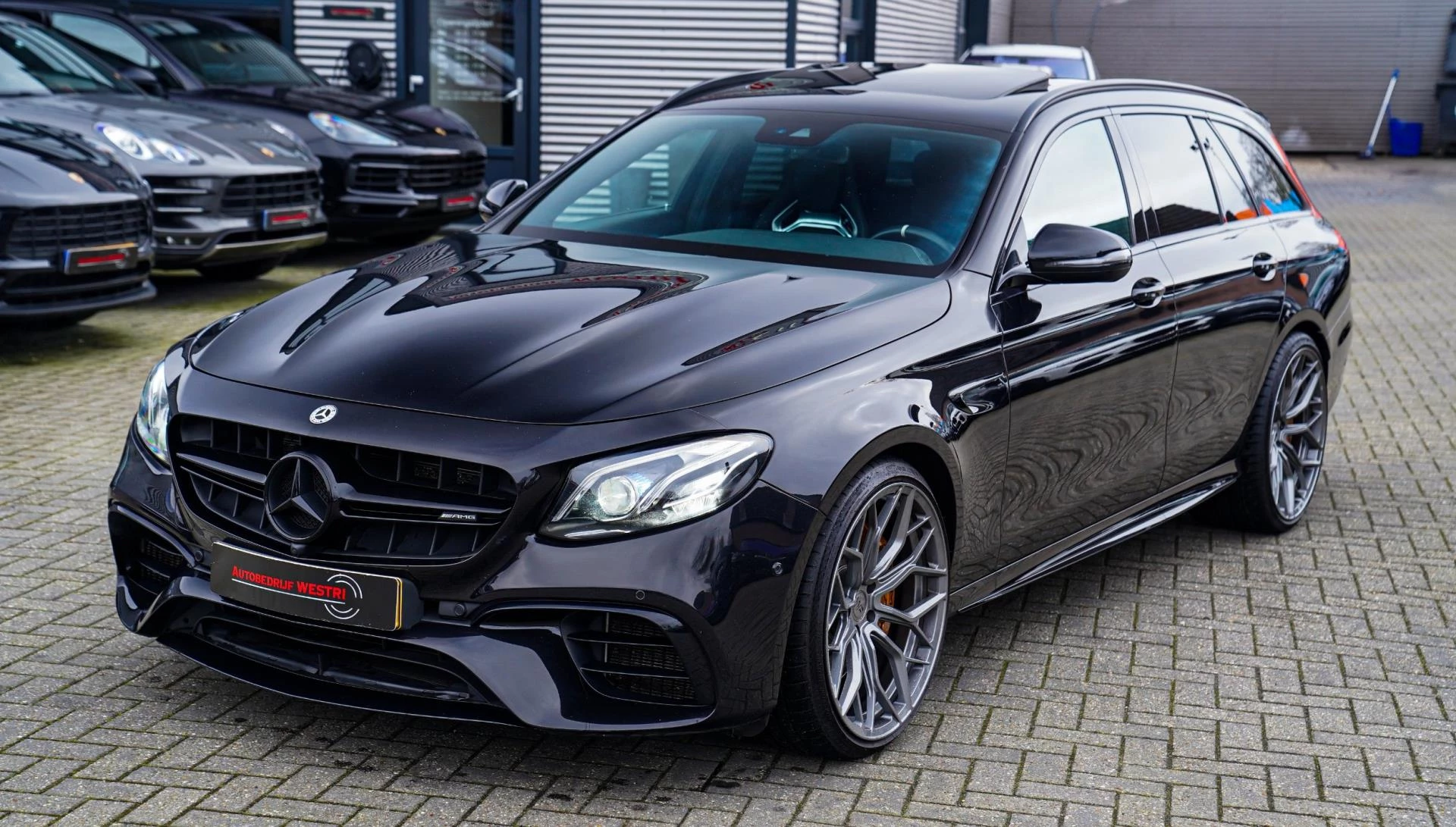 Hoofdafbeelding Mercedes-Benz E-Klasse
