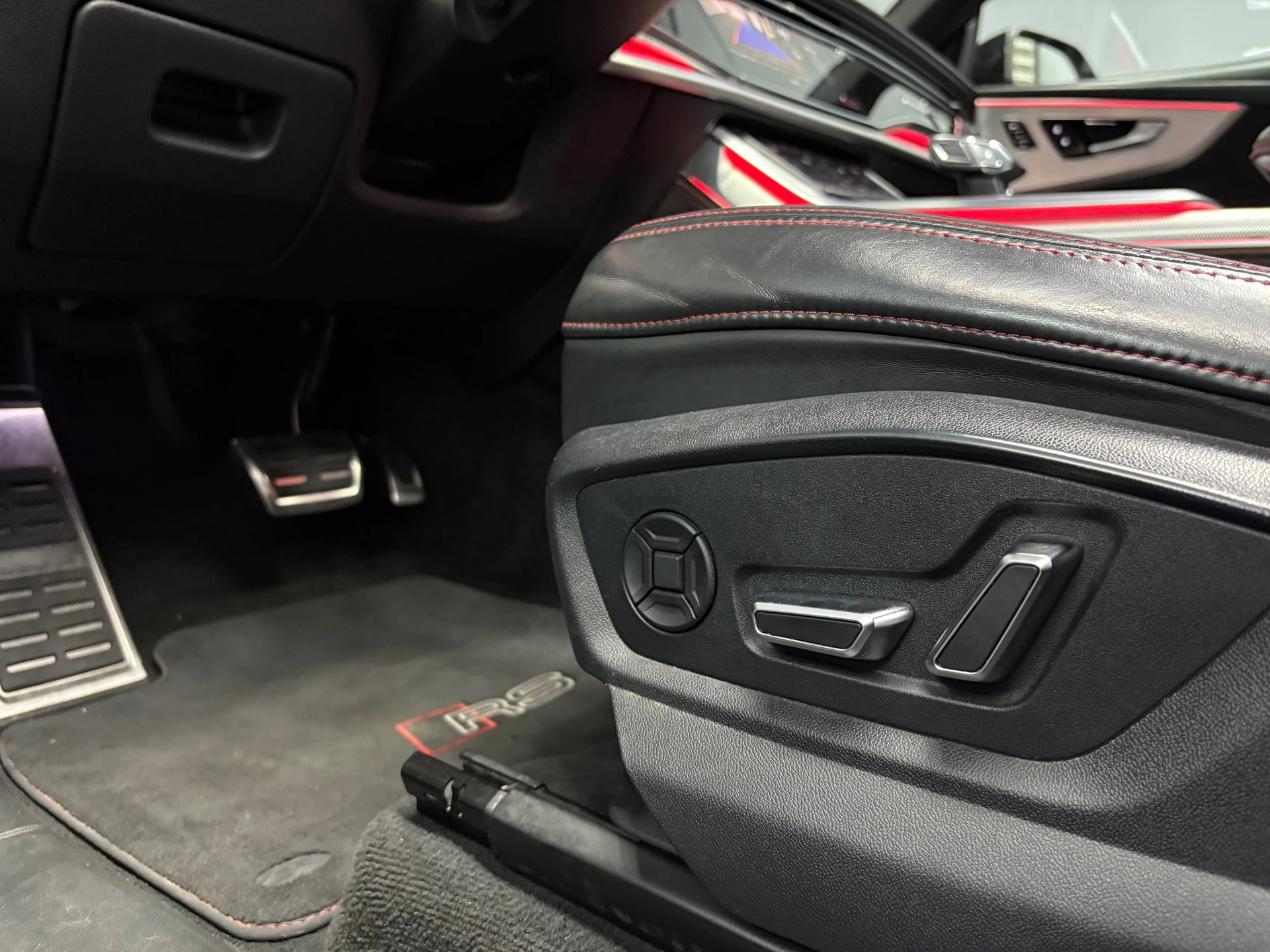 Hoofdafbeelding Audi RSQ8