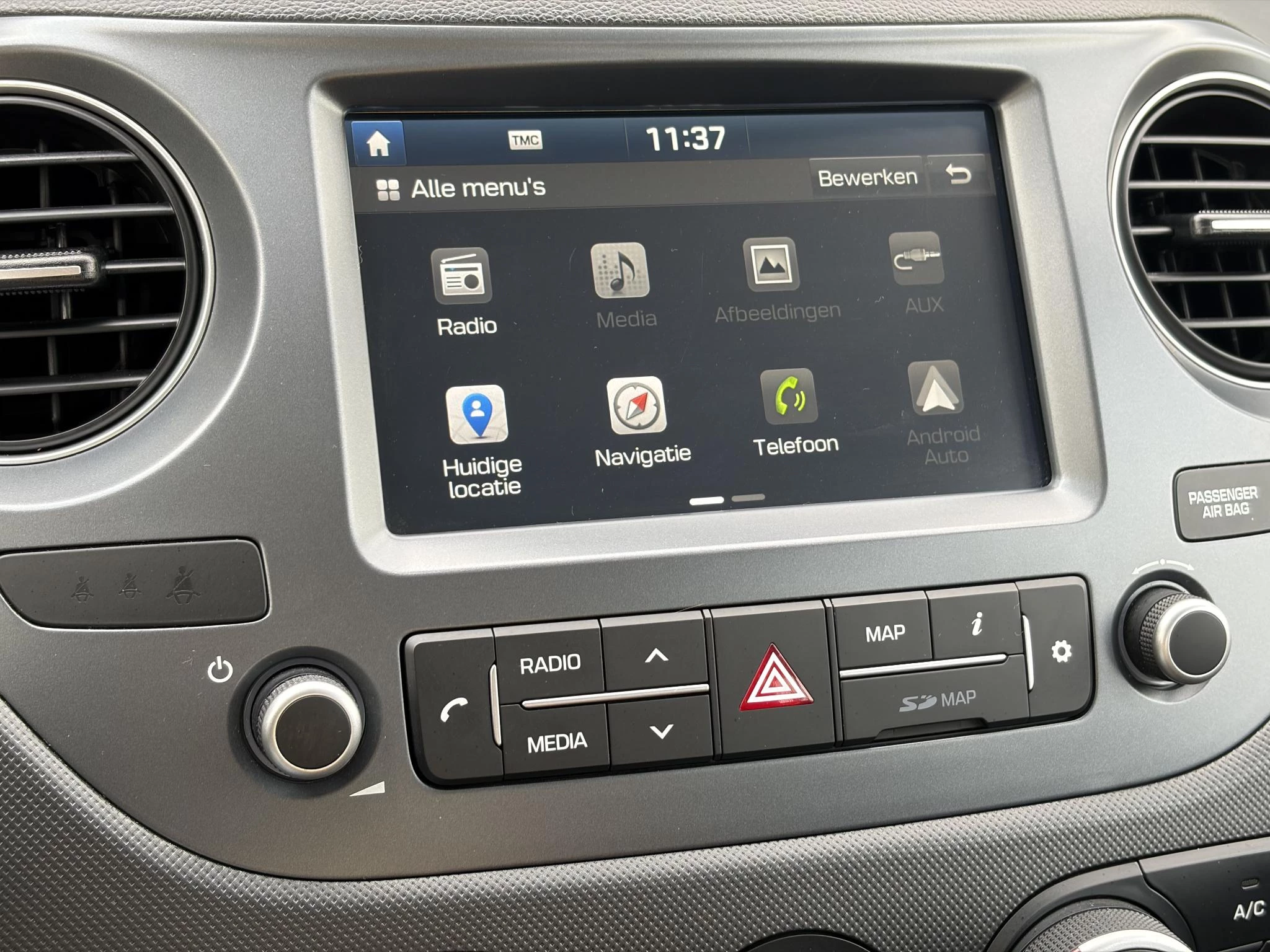 Hoofdafbeelding Hyundai i10