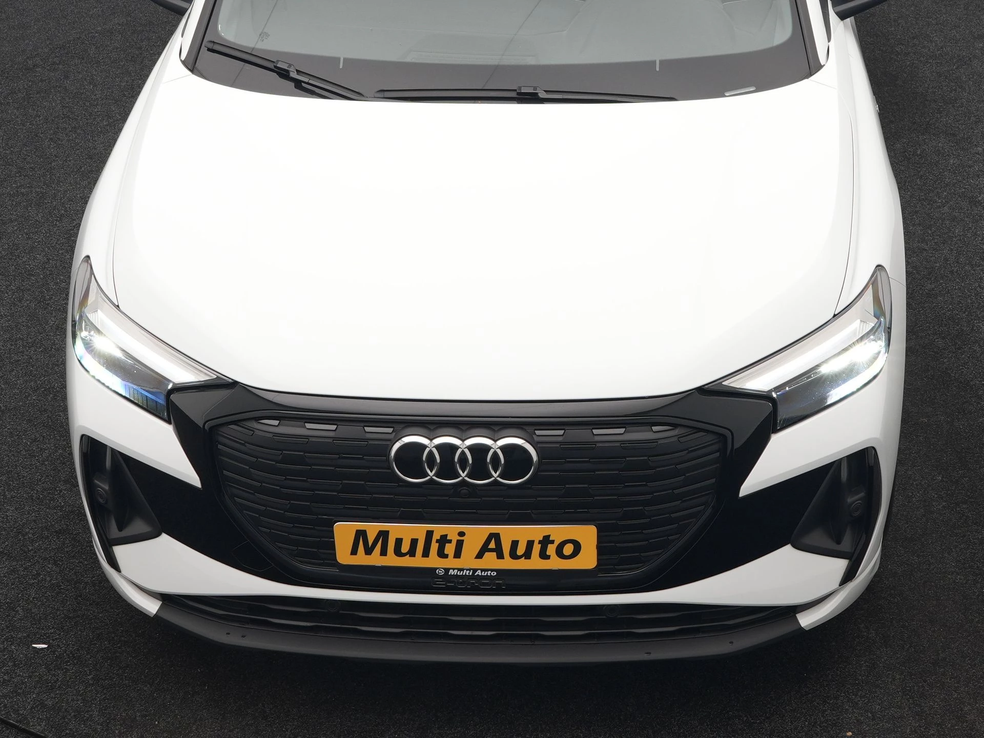 Hoofdafbeelding Audi Q4 e-tron