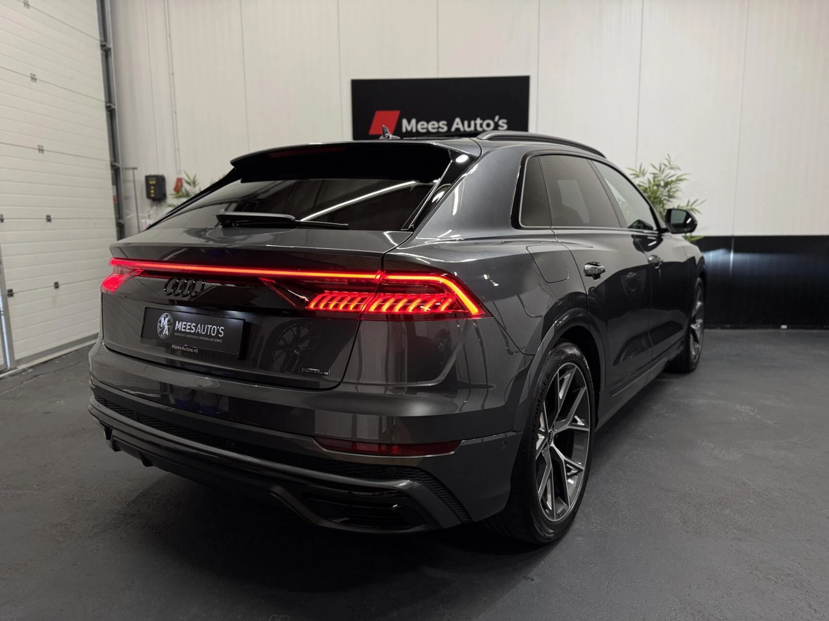 Hoofdafbeelding Audi Q8