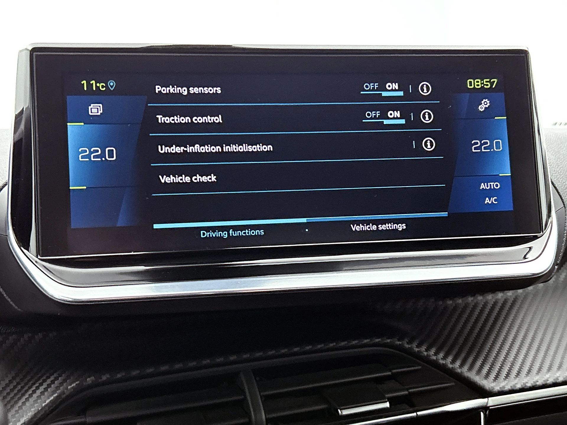 Hoofdafbeelding Peugeot e-2008