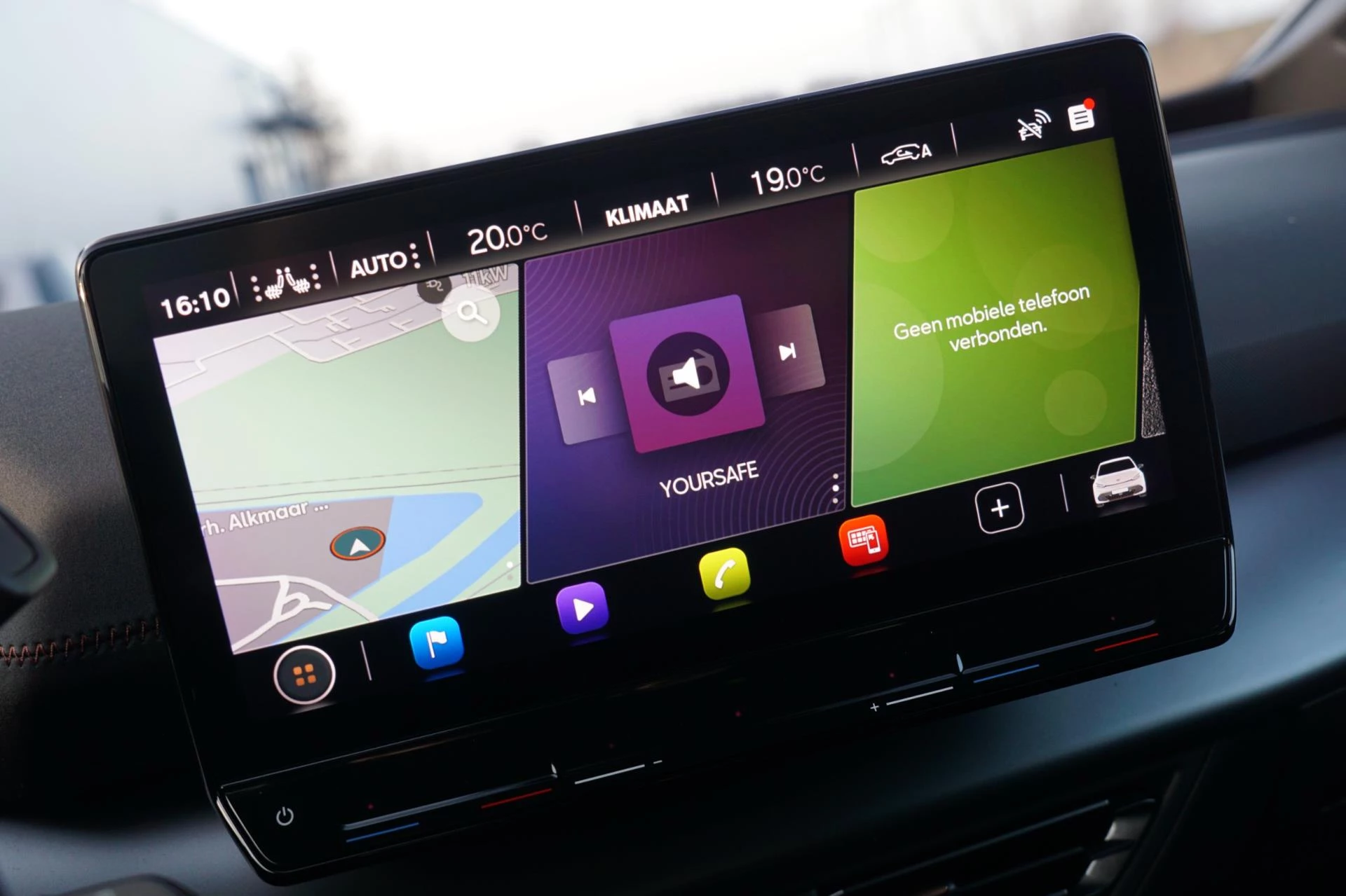 Hoofdafbeelding CUPRA Born