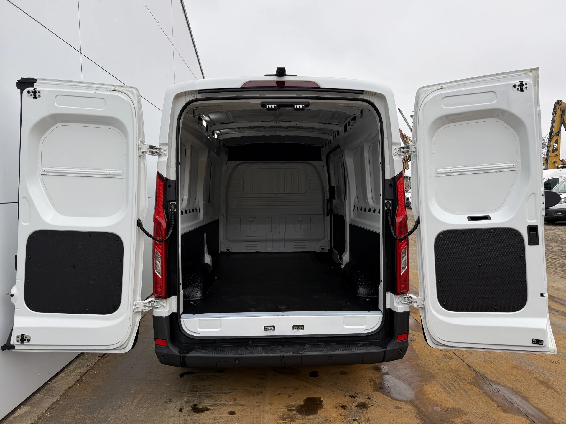 Hoofdafbeelding Maxus eDeliver9